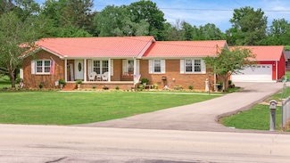 304 Murfreesboro Rd, Woodbury, TN 37190
