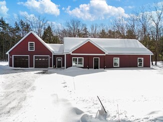 26 Partridge Dr, Gardiner, ME 04345