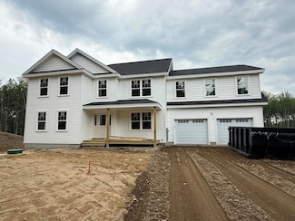 4 Smutty Ln, Saco, ME 04072