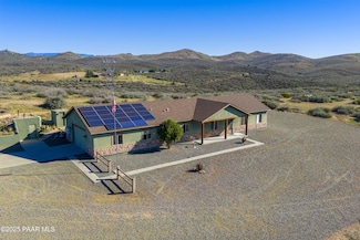 7925 S Lone Spruce Dr, Mayer, AZ 86333