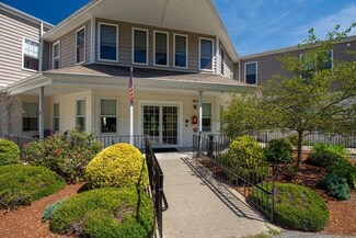 63 Central St Unit 102, North Reading, MA 01864