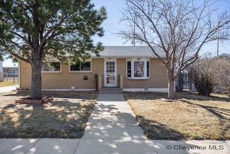 651 Creighton St, Cheyenne, WY 82009