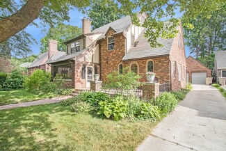 1307 E Wayne St N, South Bend, IN 46615