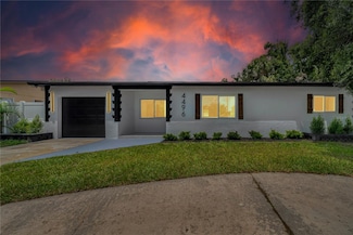 4496 58th St N, Kenneth City, FL 33709