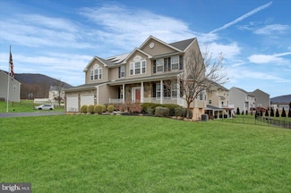 1237 Upland Dr, Fayetteville, PA 17222