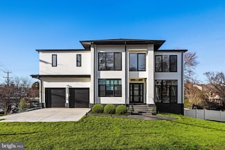 1573 Westmoreland St, McLean, VA 22101