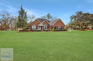 112 Clearwater Dr, Jesup, GA 31546