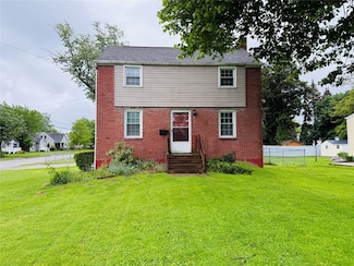 1769 W 32nd St, Erie, PA 16508