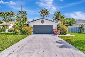82 Baytree Cir, Boynton Beach, FL 33436
