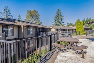 855 NE Hill Way, Estacada, OR 97023