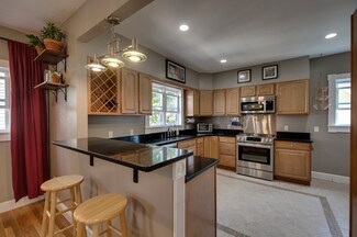 121 Highland Rd Unit 2, Somerville, MA 02144