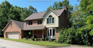 106 Pinnacle Way, Charleston, WV 25311