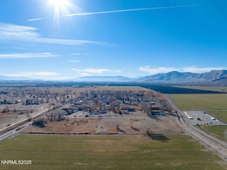 14 Ashley Dr, Yerington, NV 89447