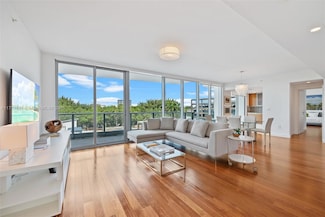 2627 S Bayshore Dr Unit 708, Miami, FL 33133
