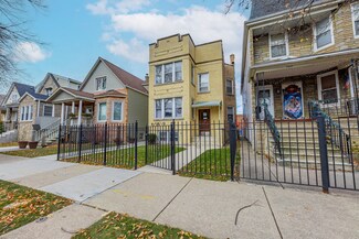 3336 W Pensacola Ave, Chicago, IL 60618