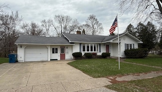 1204 23rd St, Manistee, MI 49660