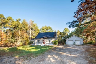 7 Bournehurst Dr, Plymouth, MA 02360