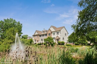 1084 Luxembourg Ct, Carol Stream, IL 60188