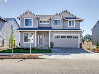 745 E Wilson St, Carlton, OR 97111