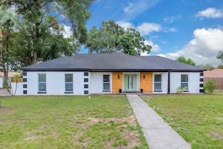 1484 Lake Francis Dr, Apopka, FL 32712