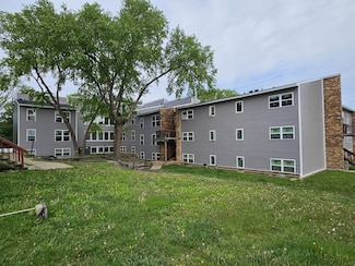 1601 N Willow Rd, Urbana, IL 61801