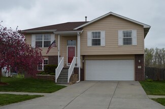 1214 14th Ave, Council Bluffs, IA 51501