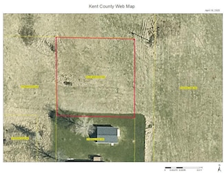 312 E Maple St NE, Sand Lake Vlg, MI 49343