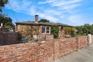 205 John St, Monterey, CA 93940