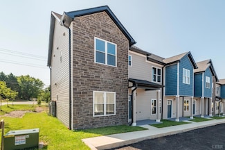 108 Melissa Ln, Timberlake, VA 24502