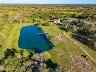 1220 County Road 131b, Hallettsville, TX 77964