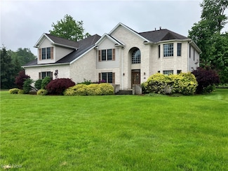 1254 Maxfli Dr, Akron, OH 44312
