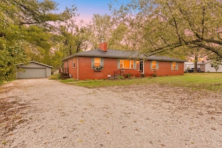 4230 N Farm Road 159, Springfield, MO 65803