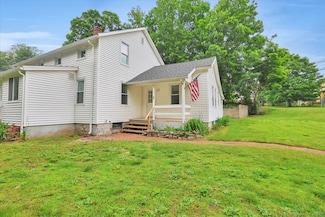 5 Brook St Unit B, New Hartford, CT 06057