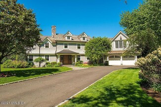 27 Leeward Ln, Riverside, CT 06878