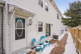 2553 Royal County Down Unit C, Uniontown, OH 44685