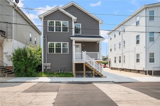 28 Grosvenor Ave Unit 1, Providence, RI 02908