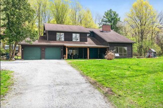 215 Maquam Shore Rd, Swanton, VT 05488
