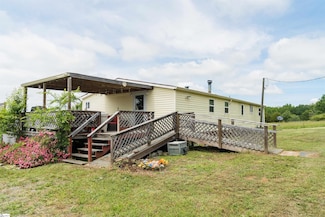 470 New Hope Church Rd, Enoree, SC 29335