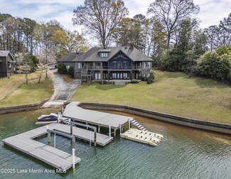 1220 Willow Way E, Alexander City, AL 35010