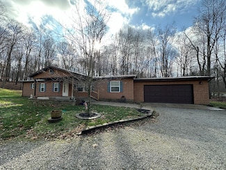 4698 Bennington Rd, Hillsboro, OH 45133