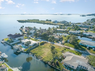 1740 Wavecrest St, Merritt Island, FL 32952