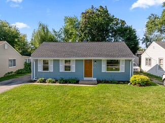 1529 Lyons Ct, Waukegan, IL 60085