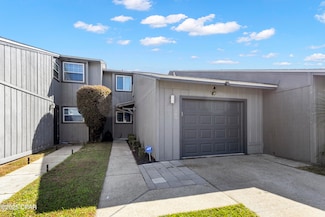 308 Sukoshi Dr, Panama City, FL 32404