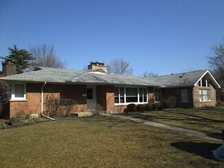 5801 N Lansing Ave, Chicago, IL 60646