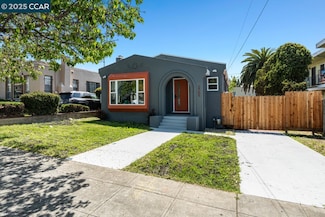 2758 Ritchie St, Oakland, CA 94605