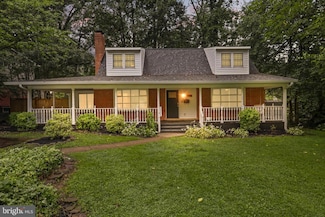 5304 Kings Park Dr, Springfield, VA 22151