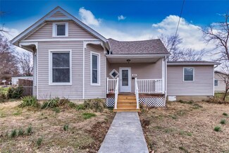606 Jefferson St, de Soto, MO 63020