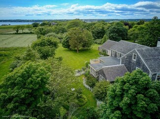 191 W Main Rd, Little Compton, RI 02837