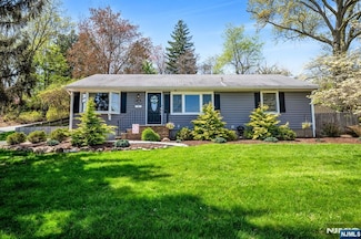 142 Hasbrouck Ave, Emerson, NJ 07630