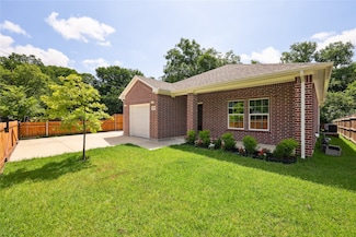 2070 Cool Mist Ln, Dallas, TX 75253